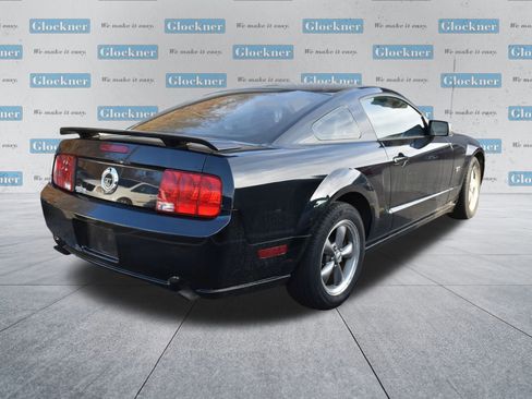 Used 2006 Ford Mustang GT image 4