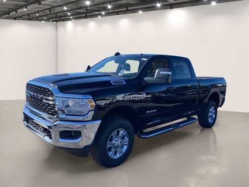 Used 2024 RAM 2500 Big Horn w/ Bed Utility Group AWD/4WD image 3