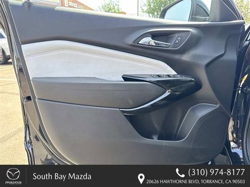 Used 2024 Chevrolet Trax LT image 11