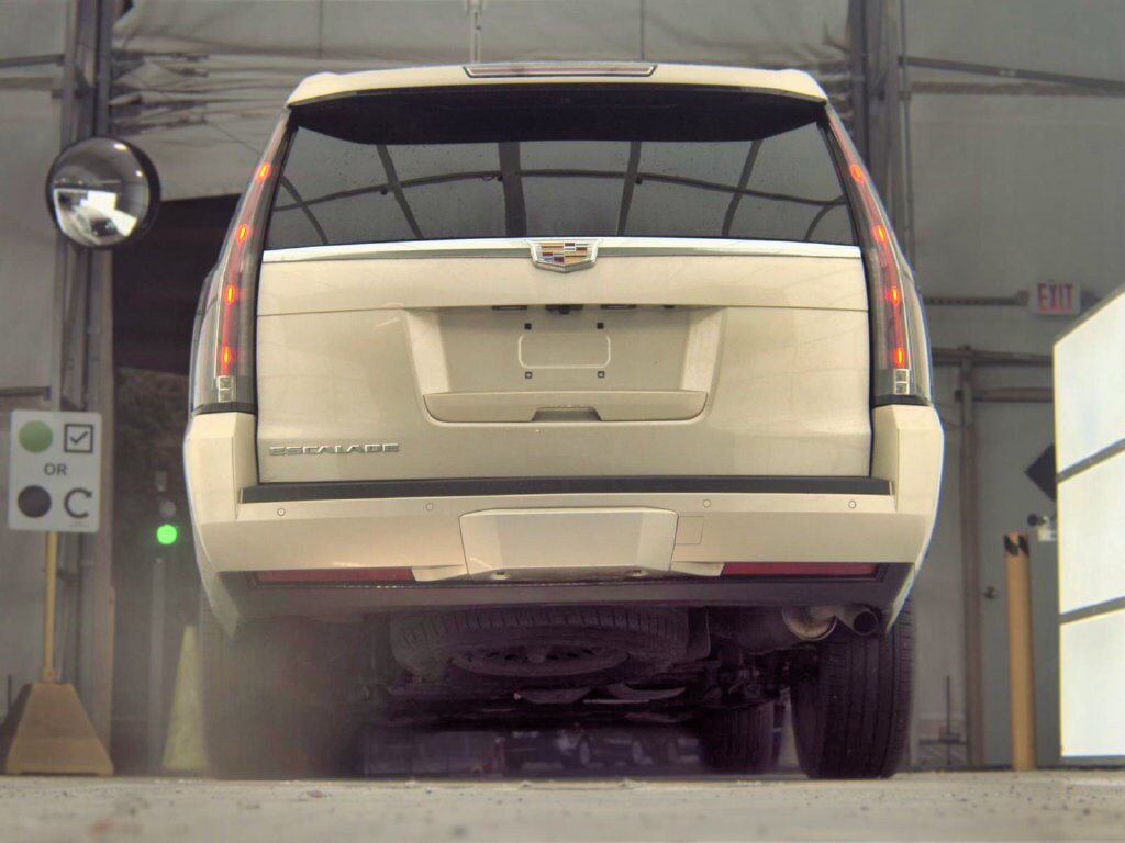 Used 2015 Cadillac Escalade ESV Premium AWD/4WD image 9
