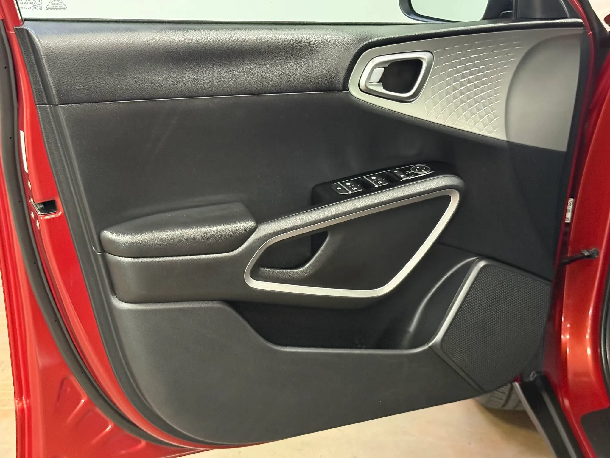Used 2022 Kia Soul LX FWD image 14