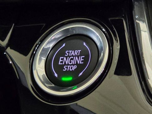 New 2026 Chevrolet Trax RS w/ Sunroof Package image 30