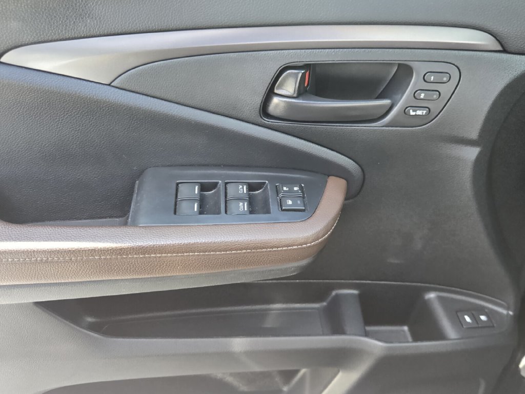 Certified 2025 Honda Passport EX-L image 26
