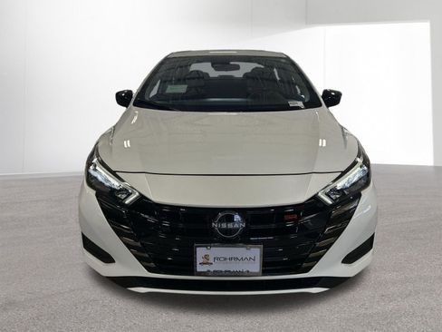 New 2025 Nissan Versa SR w/ Trunk Package image 30