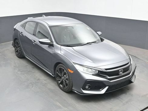 Used 2018 Honda Civic Sport image 13