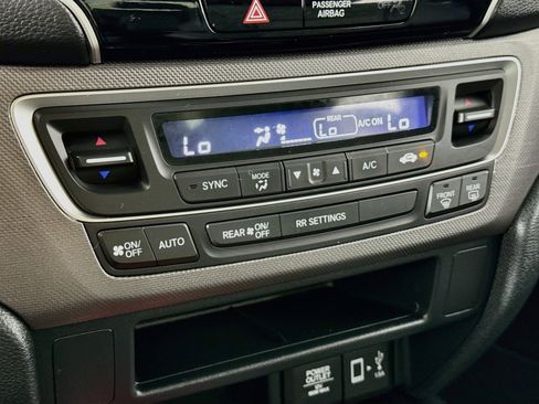 Used 2023 Honda Ridgeline Sport image 16