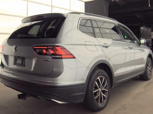 Used 2020 Volkswagen Tiguan SEL AWD/4WD image 3