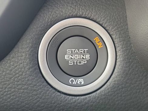 New 2027 RAM 1500 Laramie w/ Night Edition AWD/4WD image 24