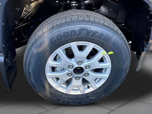 New 2026 Toyota Tacoma SR5 AWD/4WD image 12