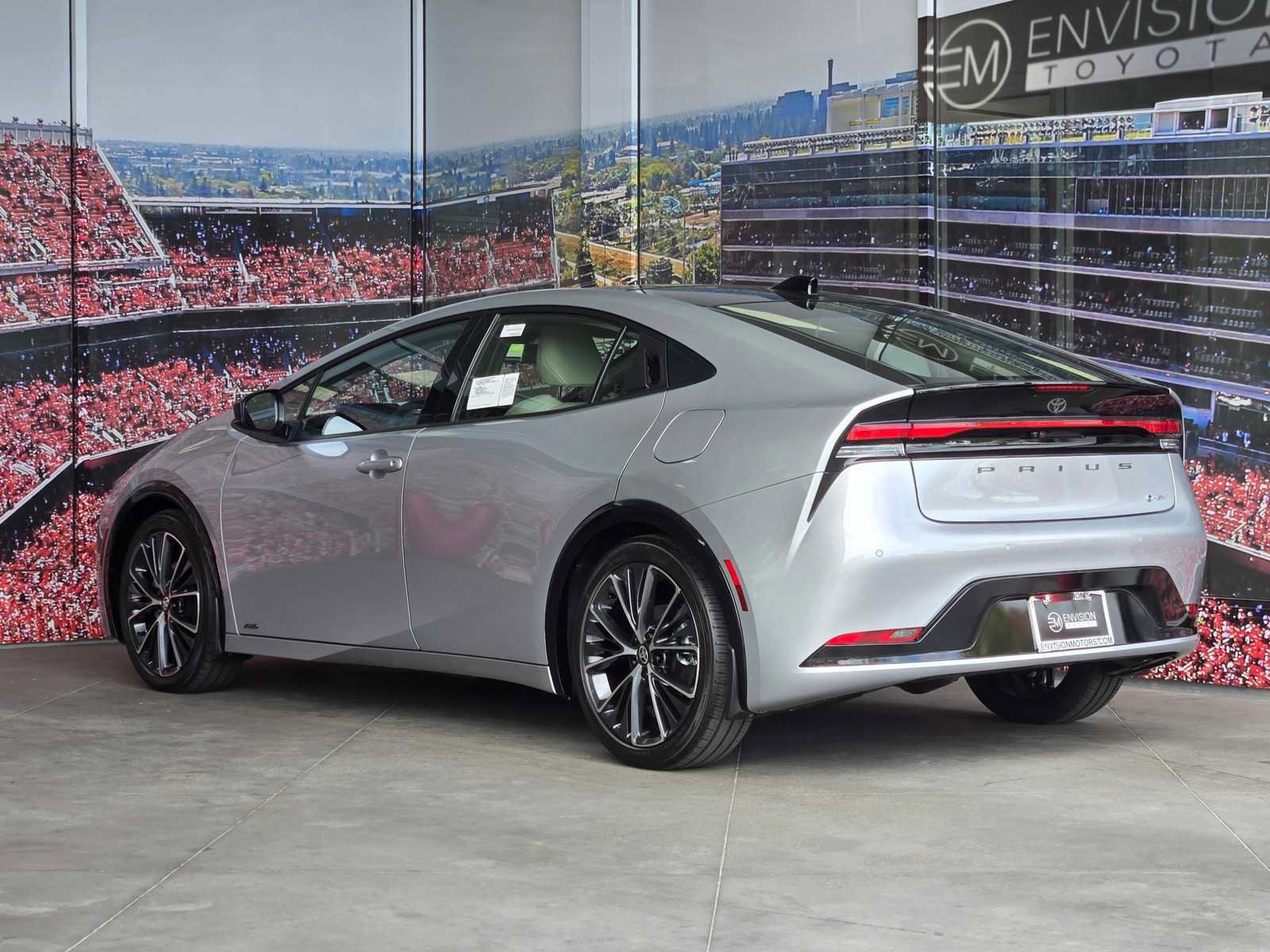 New 2027 Toyota Prius Limited AWD/4WD image 5
