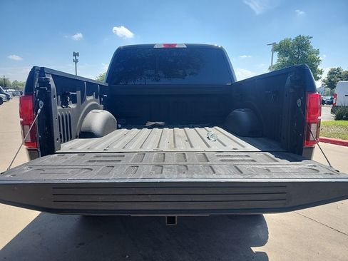 Used 2019 Ford F150 Lariat image 4