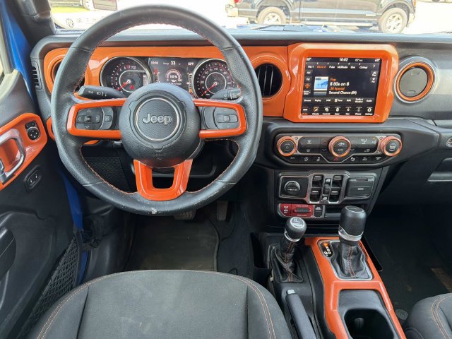 Used 2022 Jeep Gladiator Mojave w/ Safety Group AWD/4WD image 19
