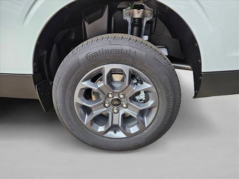 New 2026 Ford Maverick XLT FWD image 10
