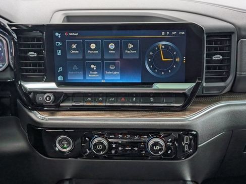 Used 2023 Chevrolet Silverado 1500 RST AWD/4WD image 16