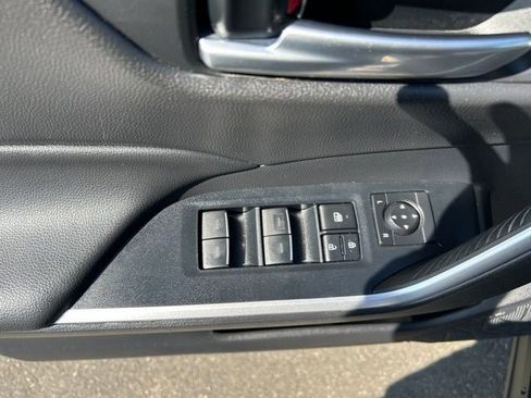 Used 2022 Toyota RAV4 XLE w/ Convenience Package AWD/4WD image 19
