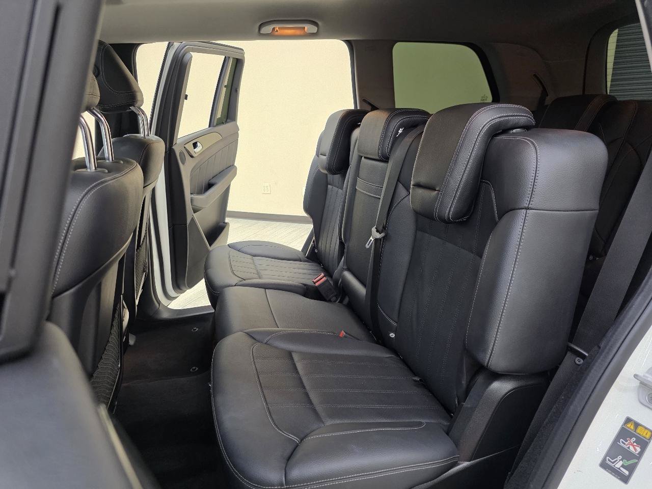 Used 2016 Mercedes-Benz GL 450 4MATIC w/ Premium I Package image 26