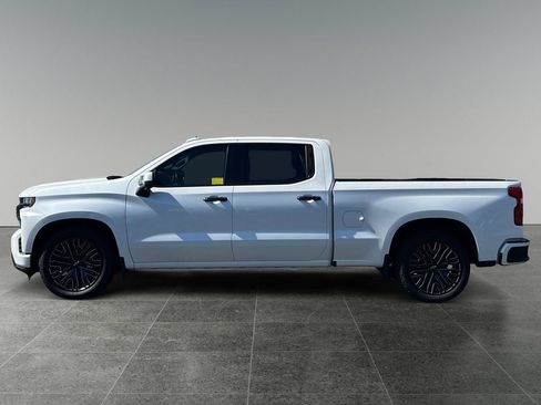 Used 2022 Chevrolet Silverado 1500 High Country w/ Technology Package AWD/4WD image 4