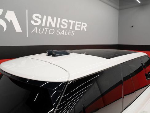 Used 2023 Land Rover Range Rover SE AWD/4WD image 58