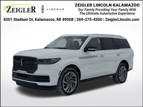 New 2025 Lincoln Navigator Reserve image 1