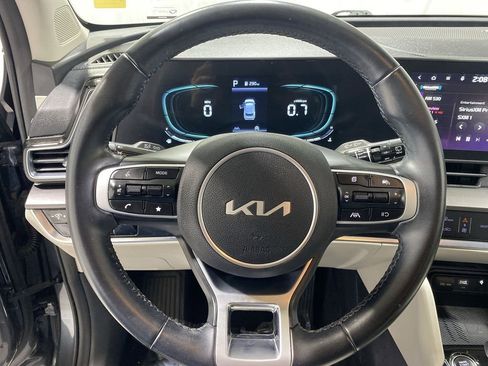 Used 2023 Kia Sportage EX image 11