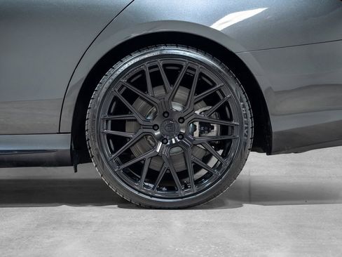 Used 2022 Mercedes-Benz E 53 AMG 4MATIC Sedan w/ Driver Assistance Package image 16