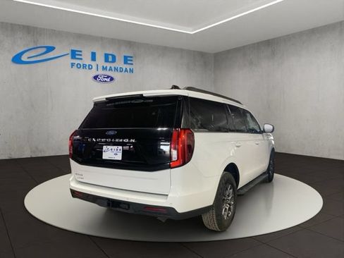 Used 2025 Ford Expedition Active AWD/4WD image 13