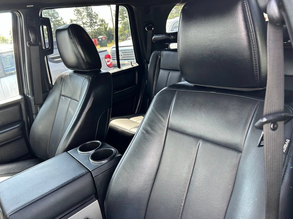 Used 2015 Ford Expedition Limited w/ Equipment Group 301A RWD image 11