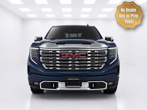 Used 2024 GMC Sierra 1500 Denali w/ Denali Reserve Package AWD/4WD image 2