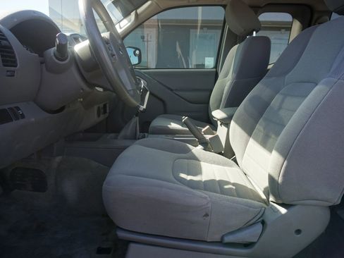 Used 2018 Nissan Frontier S image 17