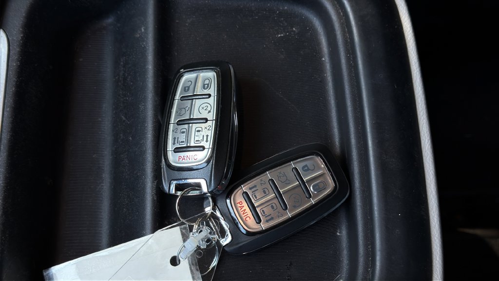 Used 2019 Chrysler Pacifica Touring-L w/ Advanced Safetytec Group FWD image 28