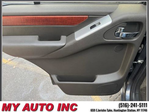 Used 2012 Nissan Pathfinder LE image 36