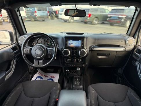 Used 2016 Jeep Wrangler Unlimited Sahara w/ Connectivity Group image 2