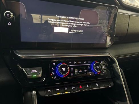 Used 2025 GMC Sierra 1500 Denali Ultimate image 11