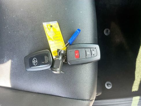 Used 2024 Toyota 4Runner TRD Off-Road Premium w/ Moonroof Package image 33