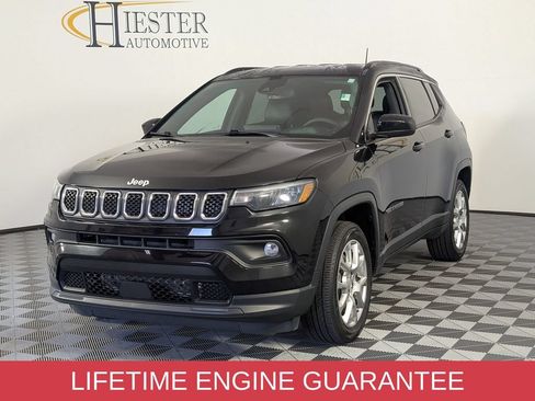 Certified 2023 Jeep Compass Latitude AWD/4WD image 4