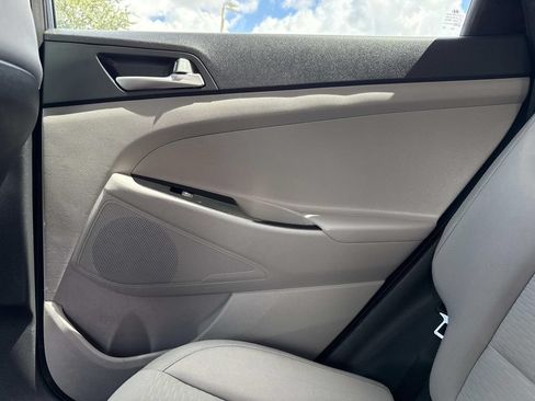 Used 2021 Hyundai Tucson SE FWD image 17