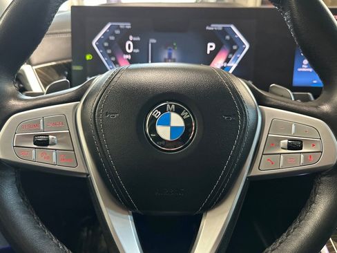 Used 2024 BMW X7 xDrive40i AWD/4WD image 25