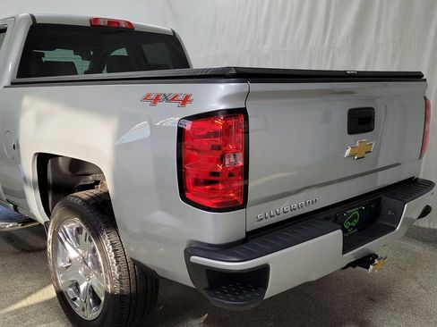 Certified 2017 Chevrolet Silverado 1500 Custom w/ Custom Convenience Package image 6