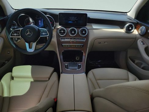 Certified 2020 Mercedes-Benz GLC 300 image 11