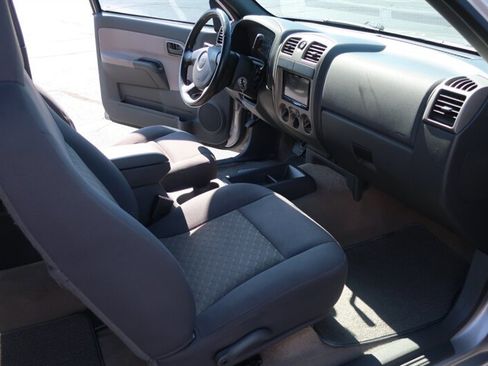 Used 2004 GMC Canyon SLE image 24