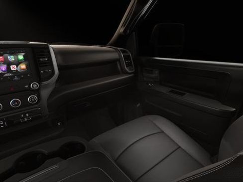 New 2026 RAM 2500 Tradesman w/ Chrome Appearance Group AWD/4WD image 31
