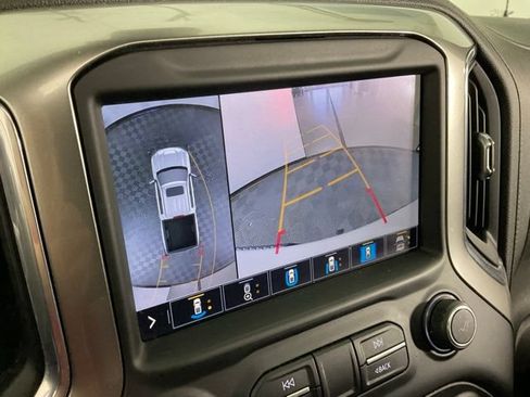 Used 2021 Chevrolet Silverado 1500 LTZ w/ Technology Package AWD/4WD image 11