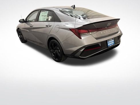 Certified 2026 Hyundai Elantra Sport FWD image 8