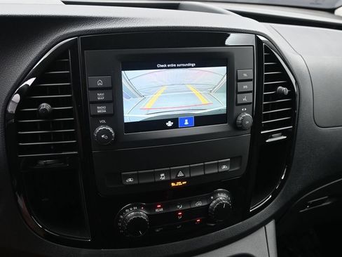 Used 2023 Mercedes-Benz Metris Passenger image 16