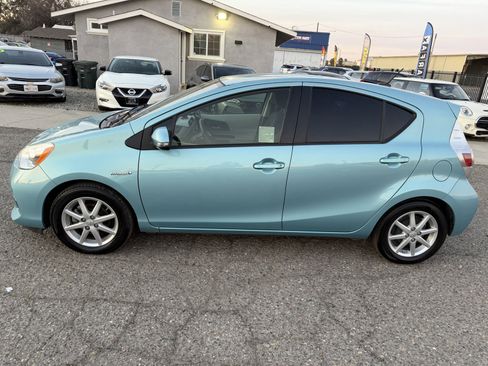 Used 2012 Toyota Prius C Four image 7