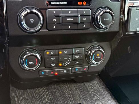 Used 2021 Ford F250 Lariat w/ Lariat Ultimate Package image 31