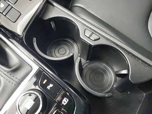 Used 2024 Kia Sportage SX image 25