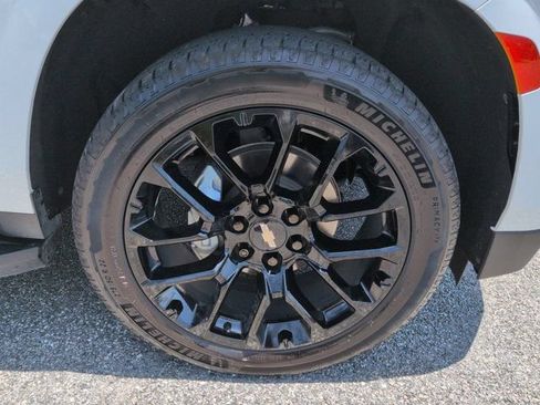 Used 2022 Chevrolet Tahoe Premier RWD image 11