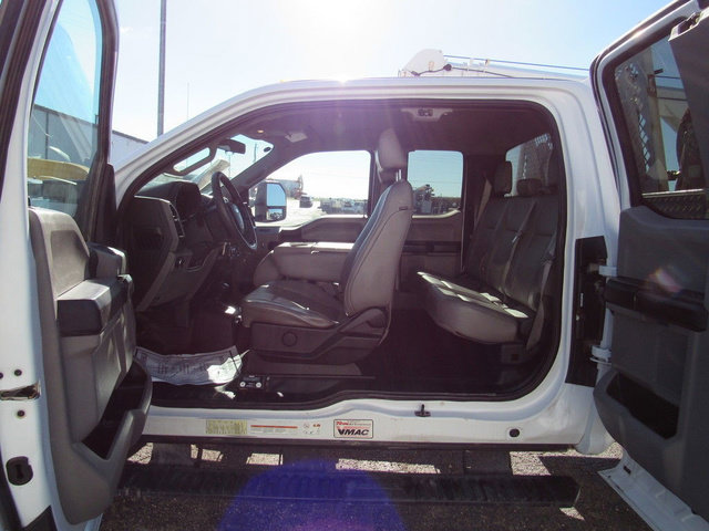 Used 2018 Ford F550 4x4 SuperCab Super Duty image 35