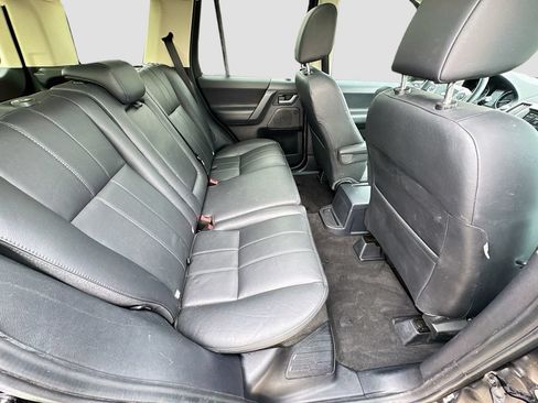 Used 2014 Land Rover LR2 AWD/4WD image 30